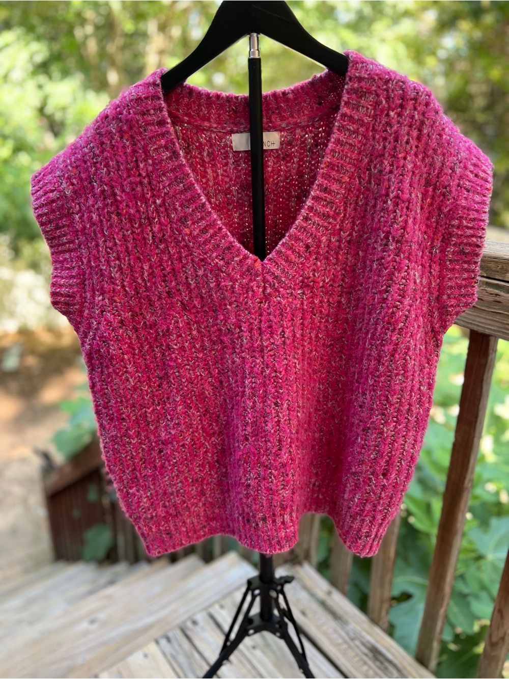 PINCH Cozy V-Neck Sleeveless Sweater Vest - Pink